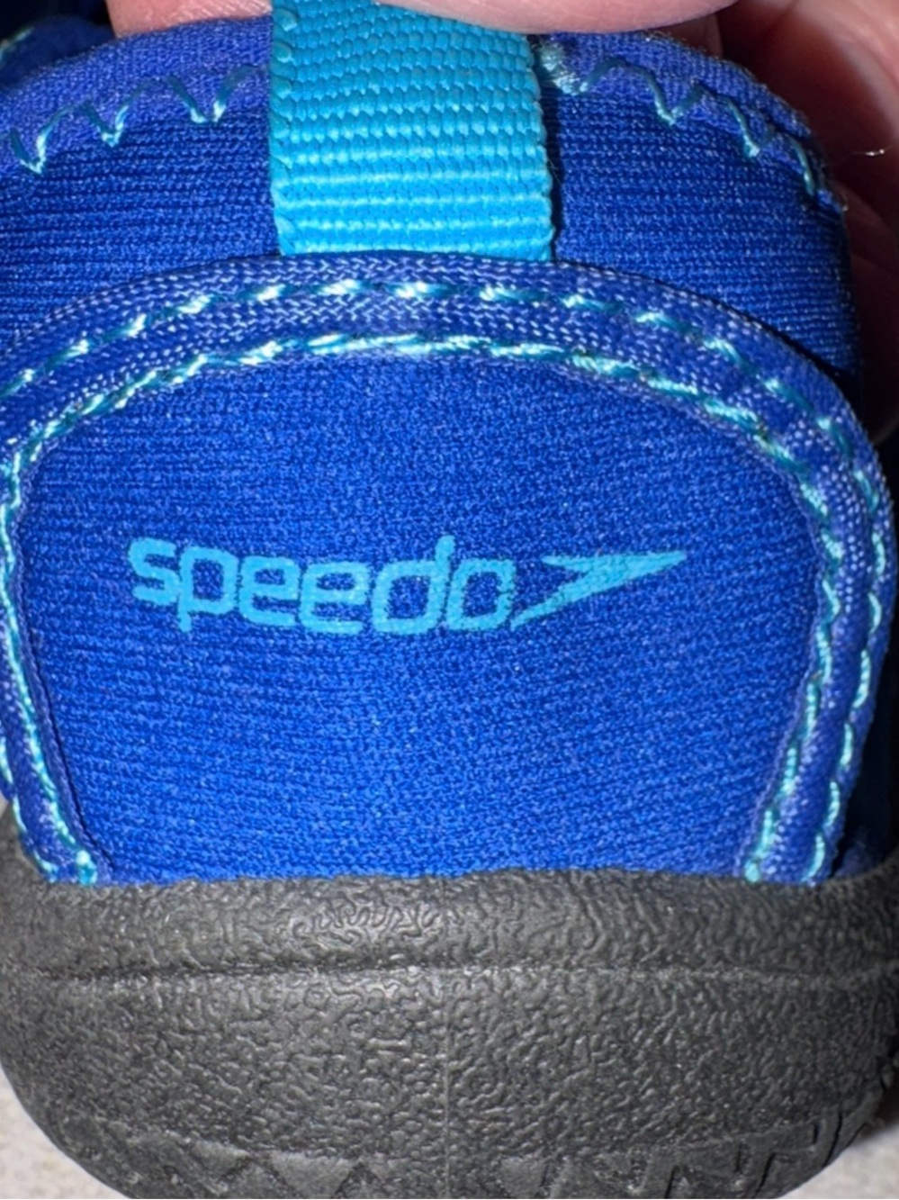 Speedo junior Water Shoes
Blue textile upper Size Medium 2/3 - Picture 2 of 6
